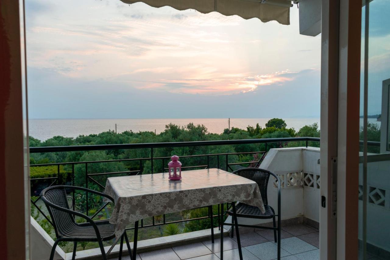 Villa Gesthimani Neos Marmaras Exteriér fotografie